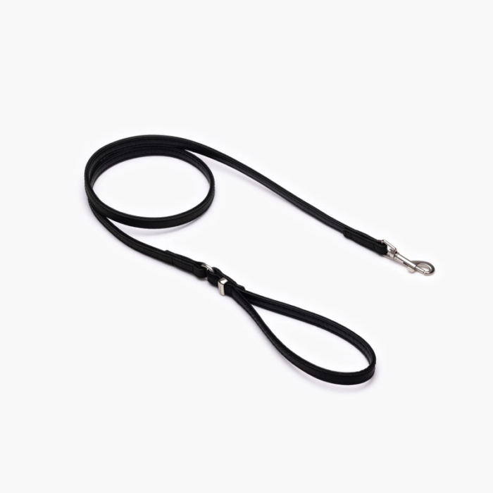 EzyDog Oxford Black Leather Lead